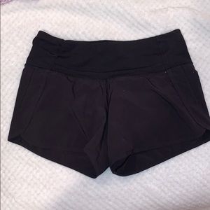Lululemon black shorts